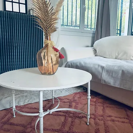 Au Petit Paradis ニーム